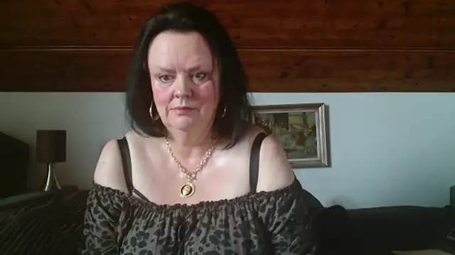 Snapshot of TiffanyMature chatting on September 30, 2025, 8:08 am TiffanyMature online show from September 30, 2025, 8:08 am