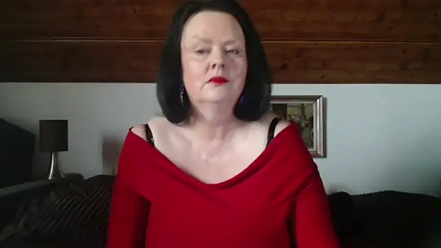 Snapshot of TiffanyMature chatting on October 9, 2025, 7:06 am TiffanyMature online show from October 9, 2025, 7:06 am