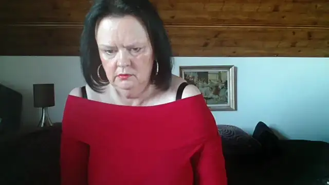 Snapshot of TiffanyMature chatting on October 19, 2025, 3:12 pm TiffanyMature online show from October 19, 2025, 3:12 pm