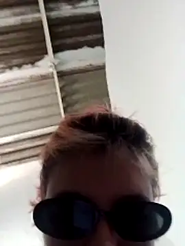 Snapshot of MorganKink chatting on April 15, 2026, 7:21 pm MorganKink online show from April 15, 2026, 7:21 pm