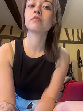 Snapshot of Toto-pika chatting on April 13, 2026, 7:03 am Toto-pika online show from April 13, 2026, 7:03 am