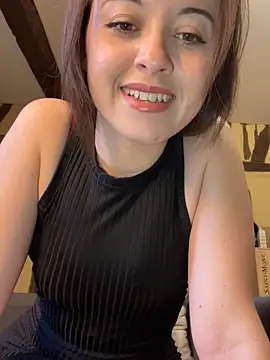 Snapshot of Toto-pika chatting on April 17, 2026, 7:11 am Toto-pika online show from April 17, 2026, 7:11 am