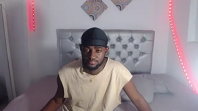 eebony stallion online show from December 2, 2025, 7:09 pm