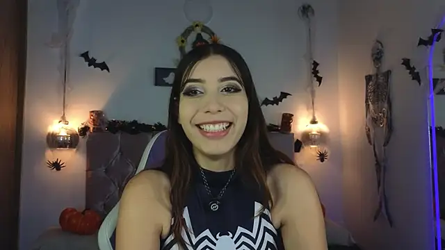 lila min online show from October 11, 2025, 1:53 pm