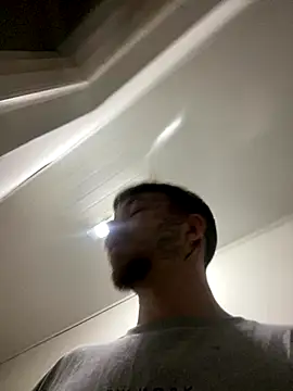 Snapshot of Kissmalditox chatting on November 3, 2025, 1:08 am Kissmalditox online show from November 3, 2025, 1:08 am