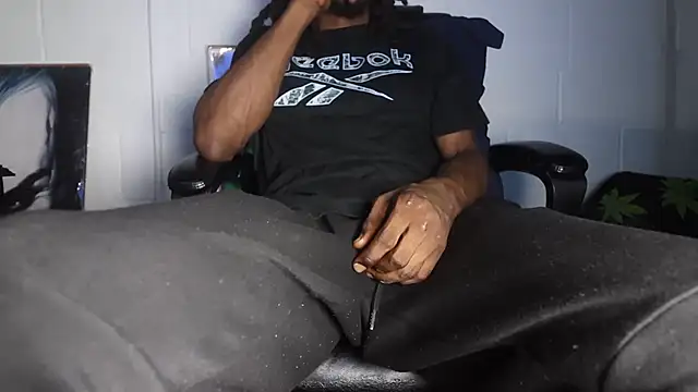 zaddytrey online show from July 11, 2026, 7:27 pm