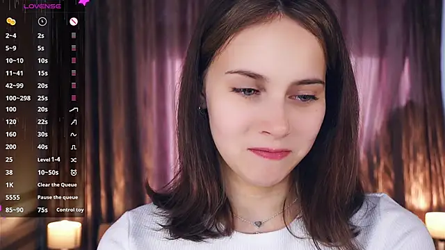 Snapshot of NylaNadler chatting on October 3, 2025, 6:32 am NylaNadler online show from October 3, 2025, 6:32 am