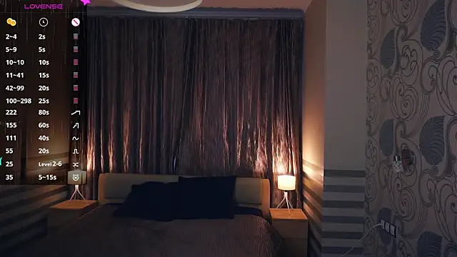 Snapshot of NylaNadler chatting on October 6, 2025, 6:55 am NylaNadler online show from October 6, 2025, 6:55 am