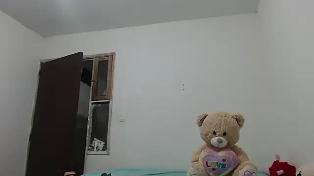 toxic sweet  online show from March 18, 2026, 5:10 am