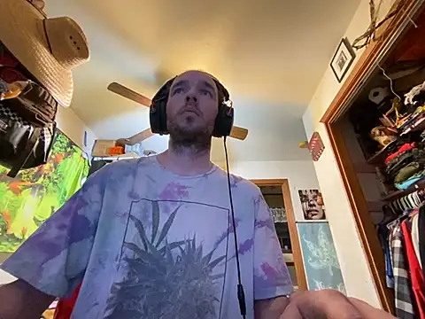 womenhateme69 online show from May 29, 2026, 9:18 am