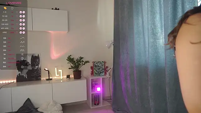 Oneo  online show from September 20, 2025, 11:00 am