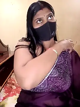 Snapshot of reena502 chatting on March 17, 2026, 7:12 am reena502 online show from March 17, 2026, 7:12 am