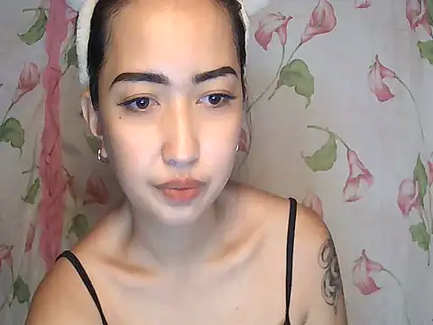 Snapshot of Soft_Angel8 chatting on June 24, 2026, 5:06 am Soft Angel8 online show from June 24, 2026, 5:06 am