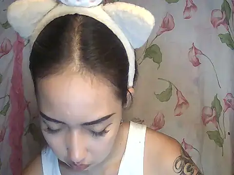 Snapshot of Soft_Angel8 chatting on August 4, 2026, 5:37 pm Soft Angel8 online show from August 4, 2026, 5:37 pm