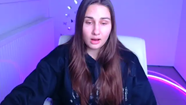 Stefanie Sweet online show from January 18, 2026, 6:28 am