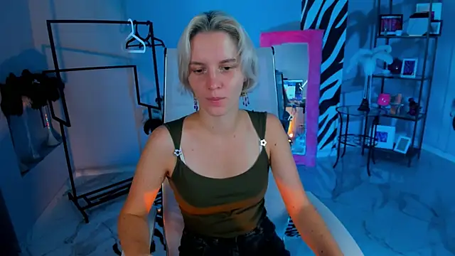 BethanyCloud online show from October 2, 2025, 5:36 am