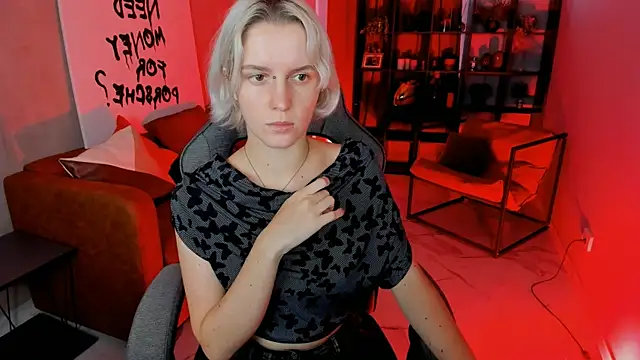 BethanyCloud online show from October 20, 2025, 5:41 am