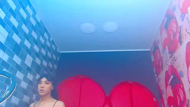 julessxcharlotte online show from February 2, 2026, 9:13 pm