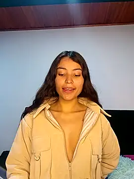 Snapshot of hotwife26 chatting on October 31, 2025, 12:28 pm hotwife26 online show from October 31, 2025, 12:28 pm