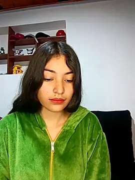 hotwife26 online show from February 18, 2026, 5:47 am