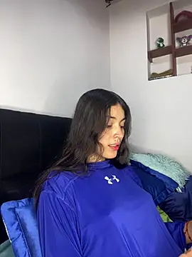 Snapshot of hotwife26 chatting on April 10, 2026, 10:47 pm hotwife26 online show from April 10, 2026, 10:47 pm