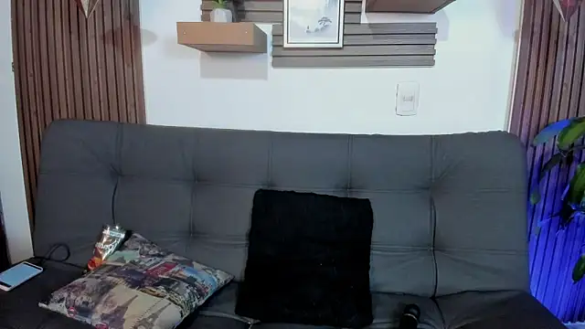 Snapshot of April__foxx chatting on October 4, 2025, 3:43 pm April  foxx online show from October 4, 2025, 3:43 pm