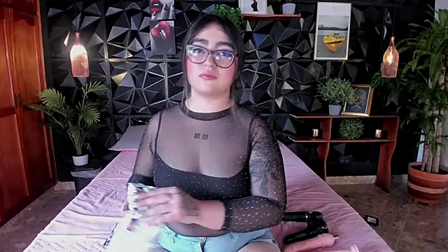 Snapshot of April__foxx chatting on October 22, 2025, 4:51 pm April  foxx online show from October 22, 2025, 4:51 pm