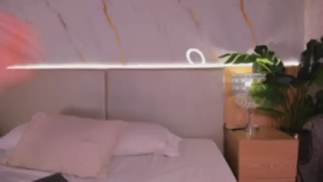 Snapshot of ChloeeMonroee chatting on October 18, 2025, 12:06 pm ChloeeMonroee online show from October 18, 2025, 12:06 pm