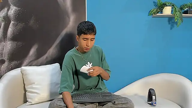 ender h0t online show from January 9, 2026, 1:47 pm