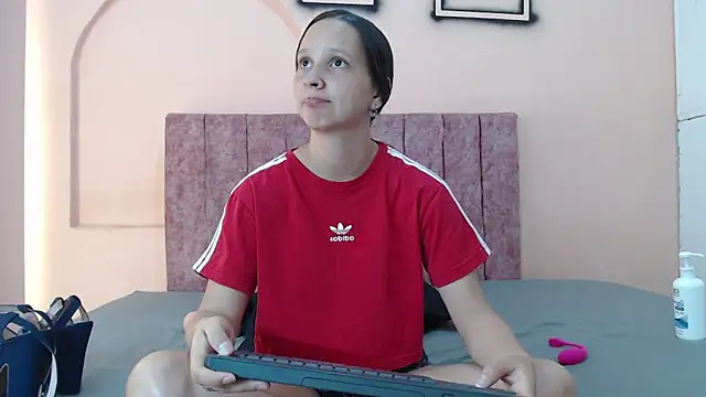 Snapshot of aiiram_hard_sex chatting on June 21, 2026, 1:08 am aiiram hard sex online show from June 21, 2026, 1:08 am