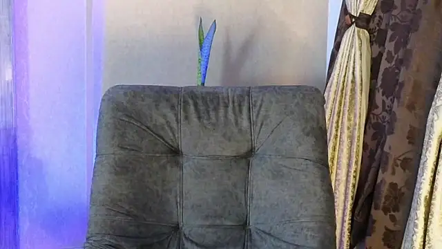 BenjaminCol  online show from October 24, 2025, 1:35 am