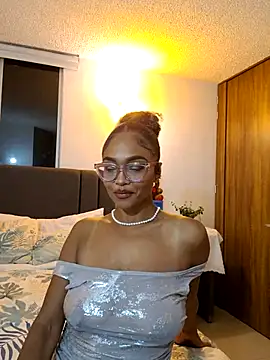 BiiancaEstradaa online show from June 7, 2026, 12:48 am