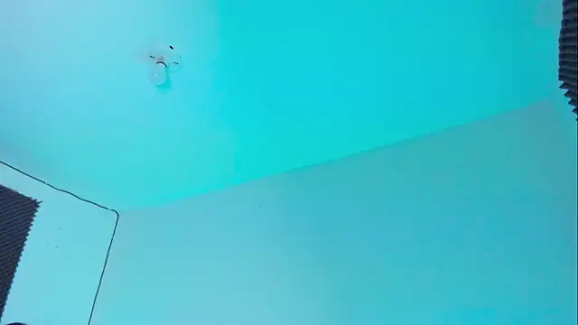 Snapshot of Ellope_ chatting on October 29, 2025, 12:24 am Ellope online show from October 29, 2025, 12:24 am