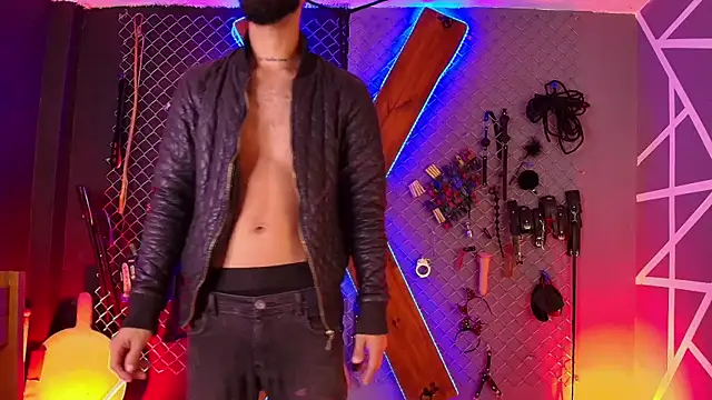 Snapshot of Warick_and_Aria_bdsm_ chatting on September 24, 2025, 7:39 pm Warick and Aria bdsm online show from September 24, 2025, 7:39 pm