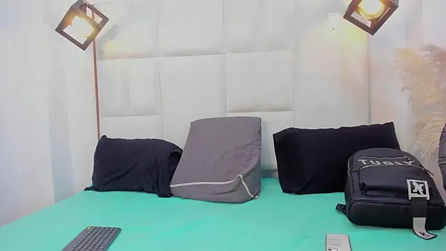 Snapshot of Naim_Bennetsex chatting on September 27, 2025, 5:07 pm Naim Bennetsex online show from September 27, 2025, 5:07 pm