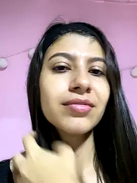 Snapshot of Lenapink19 chatting on September 29, 2025, 10:58 pm Lenapink19 online show from September 29, 2025, 10:58 pm