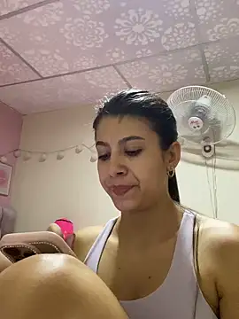 Snapshot of Lenapink19 chatting on September 30, 2025, 7:30 pm Lenapink19 online show from September 30, 2025, 7:30 pm