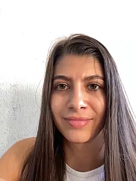 Snapshot of Lenapink19 chatting on November 7, 2025, 9:26 pm Lenapink19 online show from November 7, 2025, 9:26 pm