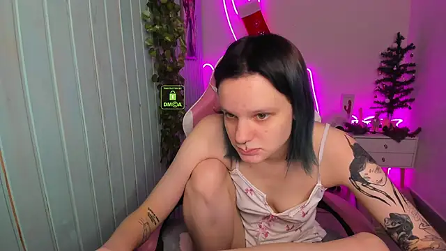 Elieiza xo online show from January 11, 2026, 9:25 am