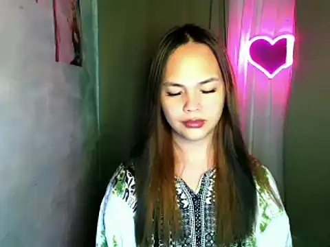 Snapshot of sweetsassyxx chatting on March 25, 2026, 3:29 pm sweetsassyxx online show from March 25, 2026, 3:29 pm