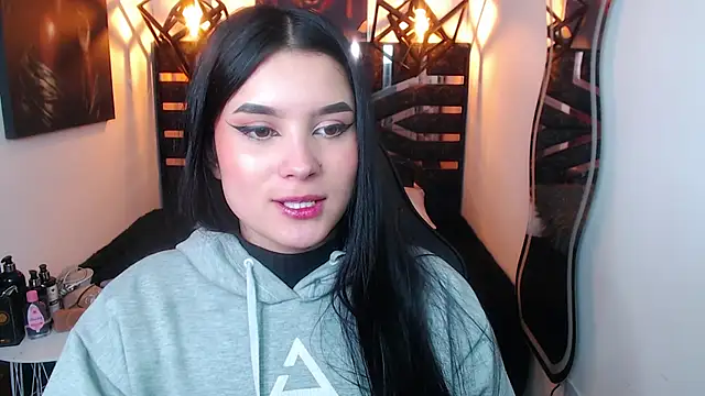 Natalie loffreda online show from April 22, 2026, 7:59 pm