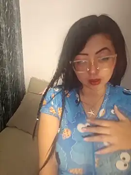 Snapshot of isa__crazy__ chatting on February 18, 2026, 8:21 am isa crazy online show from February 18, 2026, 8:21 am