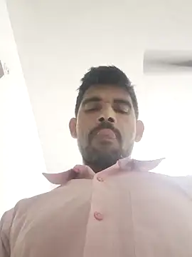 Snapshot of NoxiousFilename chatting on October 7, 2025, 4:59 pm NoxiousFilename online show from October 7, 2025, 4:59 pm