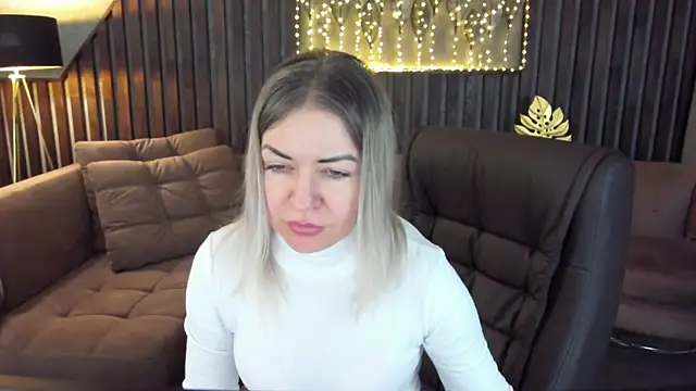 Snapshot of Anna_Snows chatting on March 25, 2026, 6:30 am Anna Snows online show from March 25, 2026, 6:30 am