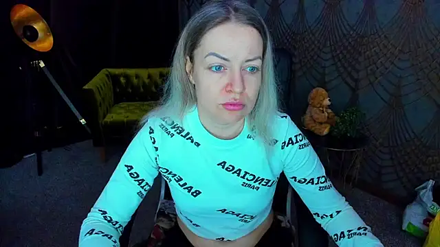 Snapshot of Anna_Snows chatting on March 27, 2026, 6:19 am Anna Snows online show from March 27, 2026, 6:19 am