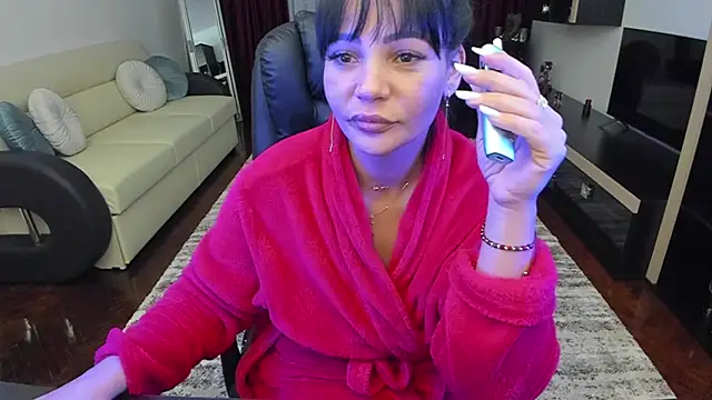 Ella sweety00 online show from February 5, 2026, 3:49 pm