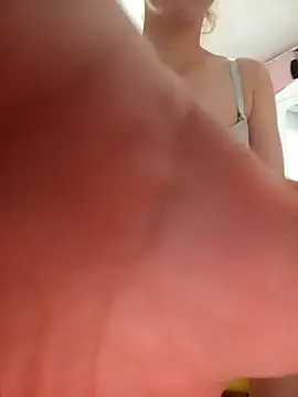 Snapshot of dumla chatting on October 21, 2025, 9:43 am dumla online show from October 21, 2025, 9:43 am