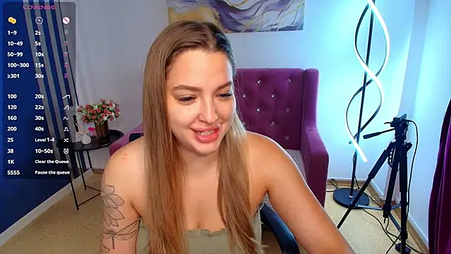 Emma  Ross online show from August 4, 2026, 2:04 am