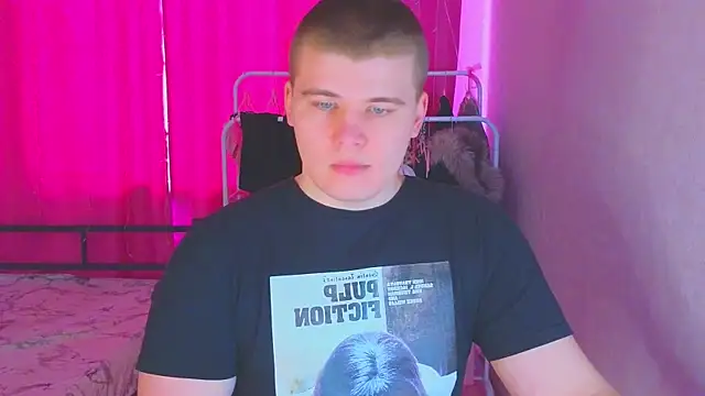 kittenmurr online show from February 14, 2026, 6:32 am