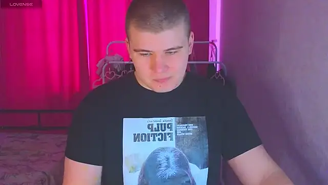 kittenmurr online show from March 5, 2026, 5:36 am